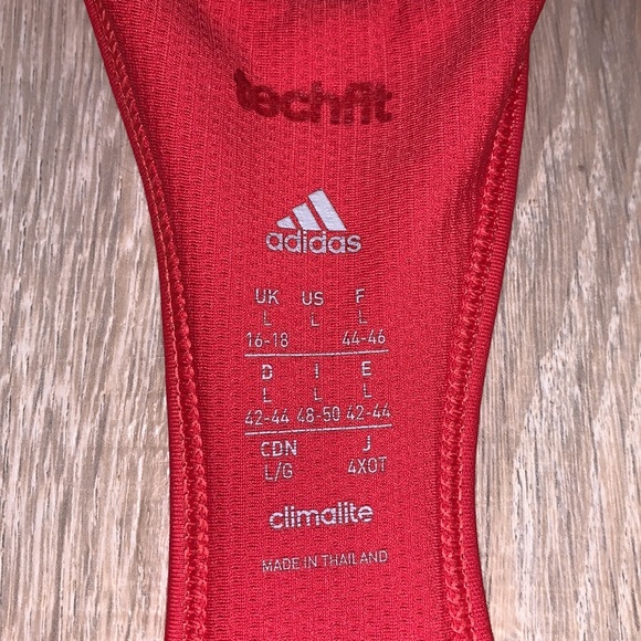 Adidas tech fit large athletic workout sports bra - Picture 4 of 6